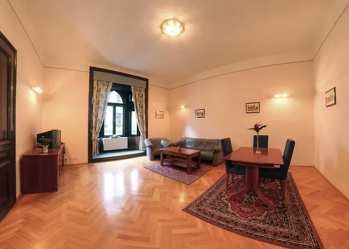 Carlton Opera 3*