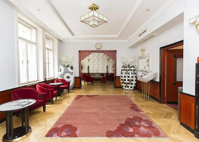 Aparthotel Carlton Opera